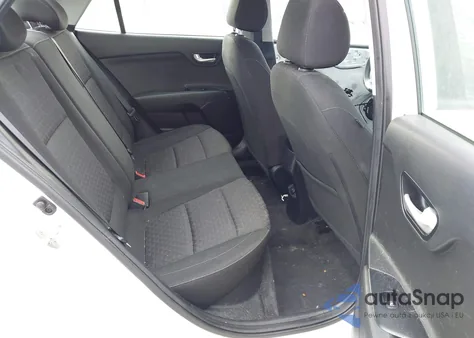 2020 Kia Rio S z USA, uszkodzony, nr VIN 3KPA24AD9LE274266